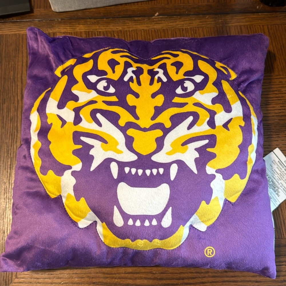 LSU pillow
